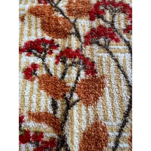 Vintage St. Mary's Bath Towel Floral Gold, Rust, Burgundy Fringe 38" x 22" - Picture 4 of 6